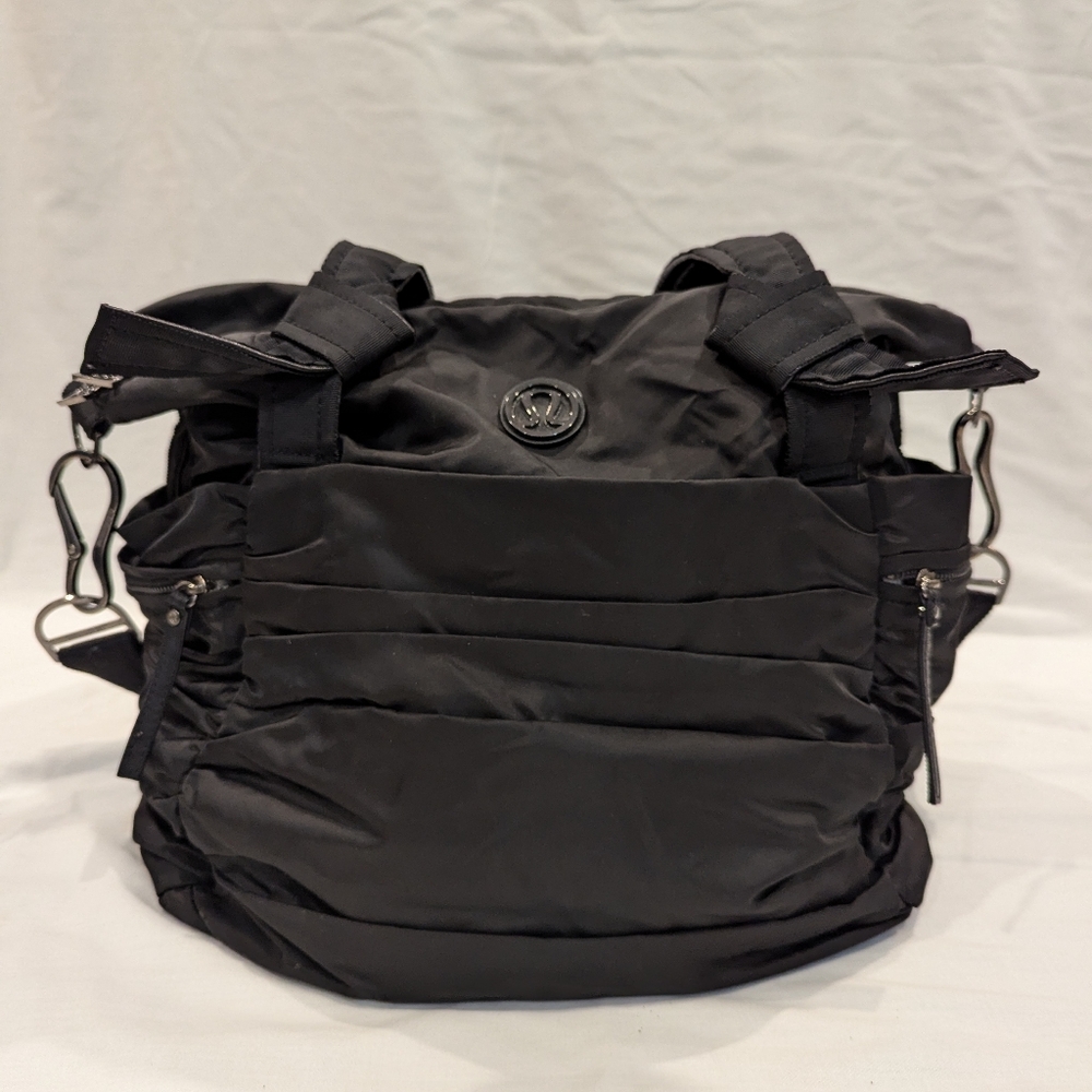 Lululemon Crossbody Messenger Commuter Travel Weekender Gym Yoga Overnight